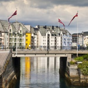 Flaggstang i Aluminium 6 meter m/hengselsfeste