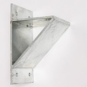 Veggfeste for flaggstang i glassfiber 6-12m